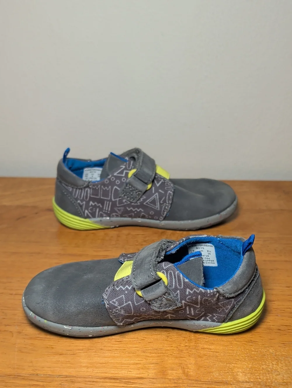 Merrell Kids Gray Sneakers with Blue and Yellow Accents